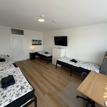 Modern 3-room With Big Living & Balcony Карлсруэ