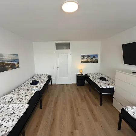 Апартаменты Modern 3-room With Big Living & Balcony