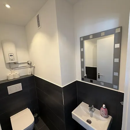 Modern 3-room With Big Living & Balcony Апартаменты